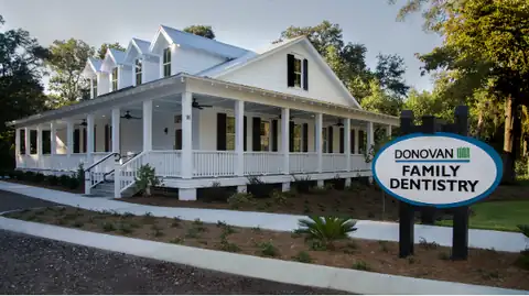 Exterior of Donovan Family Dentistry at 91 Sams Point Road in Beaufort, South Carolina